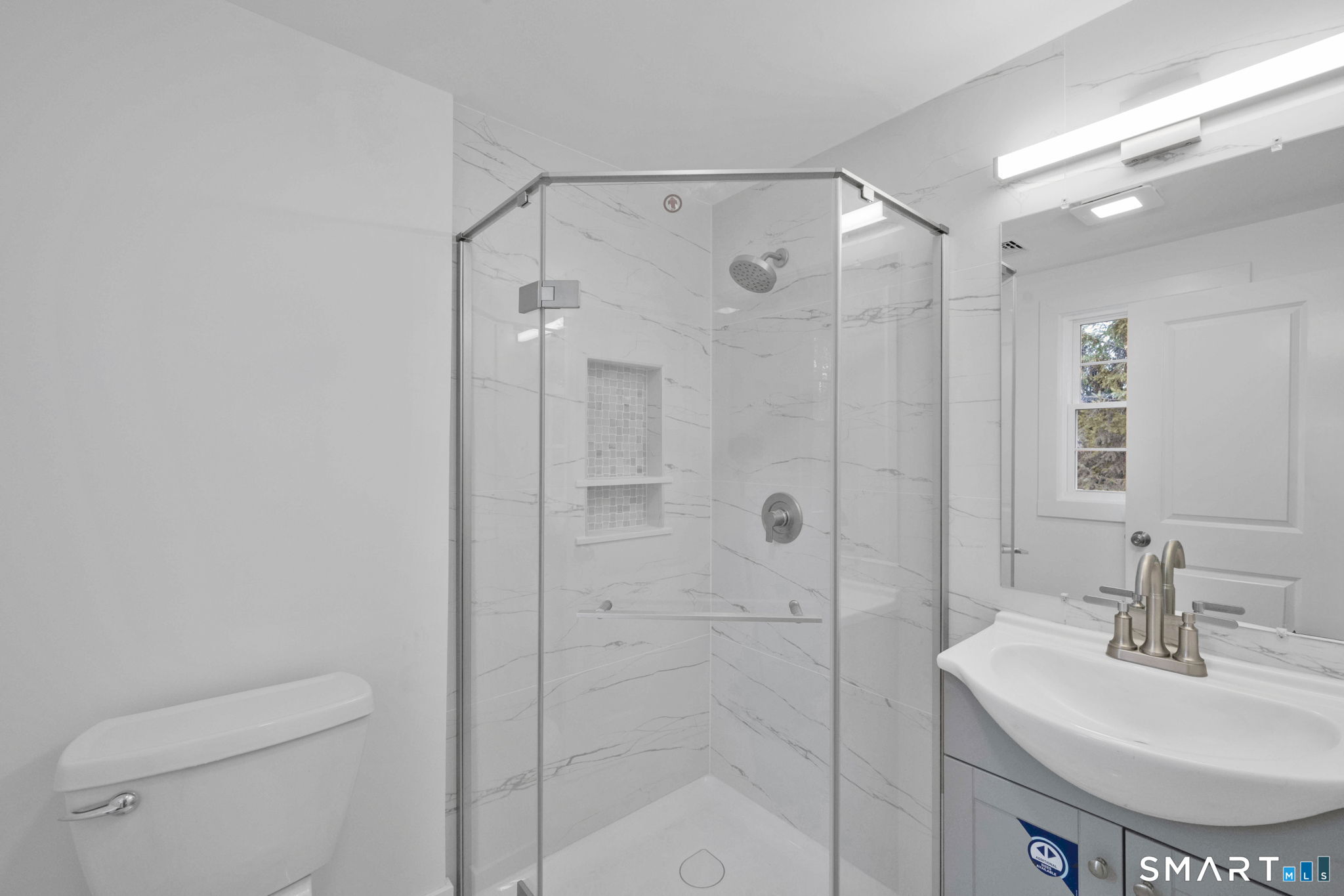 751 West Avon Road Avon, CT 06001 - Photo 23 of 38