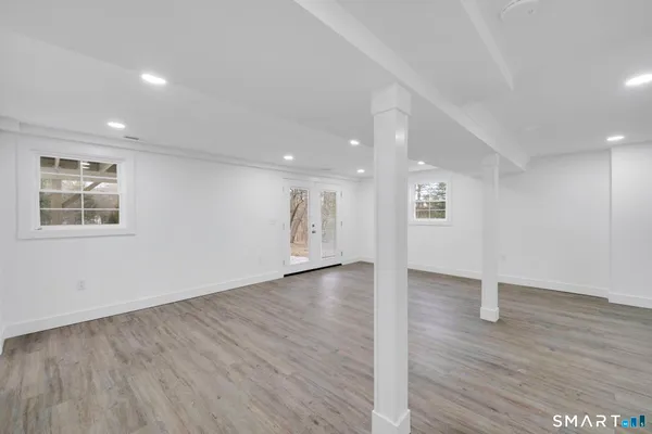 $619,000 | 751 West Avon Road, Avon, CT 06001