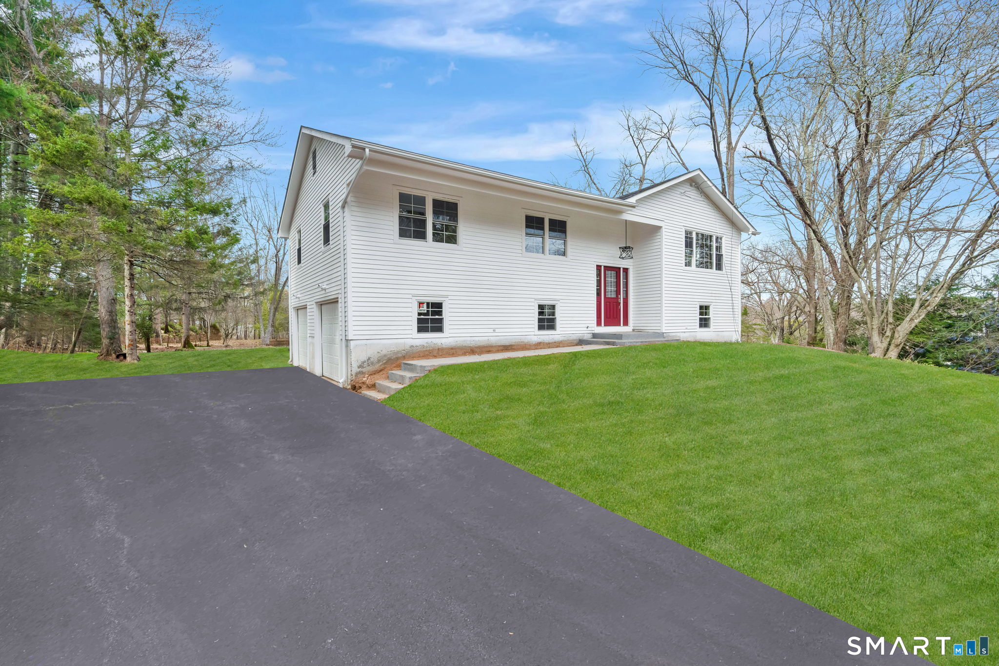 751 West Avon Road Avon, CT 06001 - Photo 4 of 38