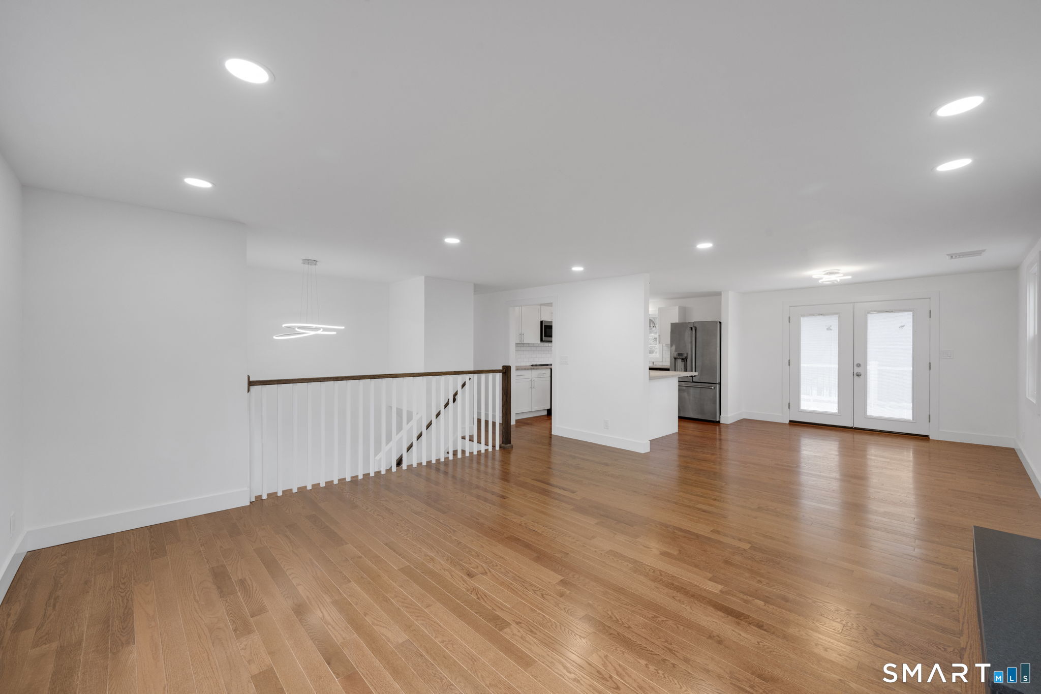 751 West Avon Road Avon, CT 06001 - Photo 8 of 38