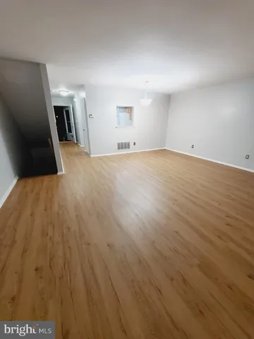 $2,500 | 19 Island Run Court, Catonsville, MD 21228