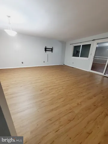 $2,500 | 19 Island Run Court, Catonsville, MD 21228