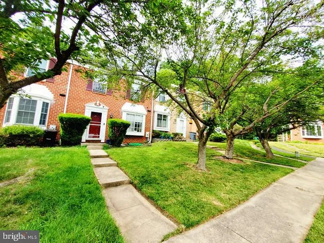 $2,500 | 19 Island Run Court, Catonsville, MD 21228