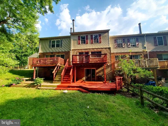 $2,500 | 19 Island Run Court, Catonsville, MD 21228