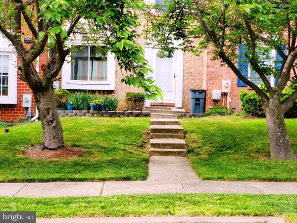 $2,500 | 19 Island Run Court, Catonsville, MD 21228