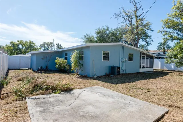 $389,000 | 4733 West Wyoming Avenue, Tampa, FL 33616