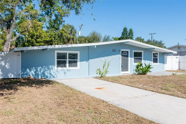 $389,000 | 4733 West Wyoming Avenue, Tampa, FL 33616