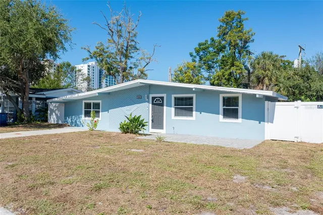 $389,000 | 4733 West Wyoming Avenue, Tampa, FL 33616