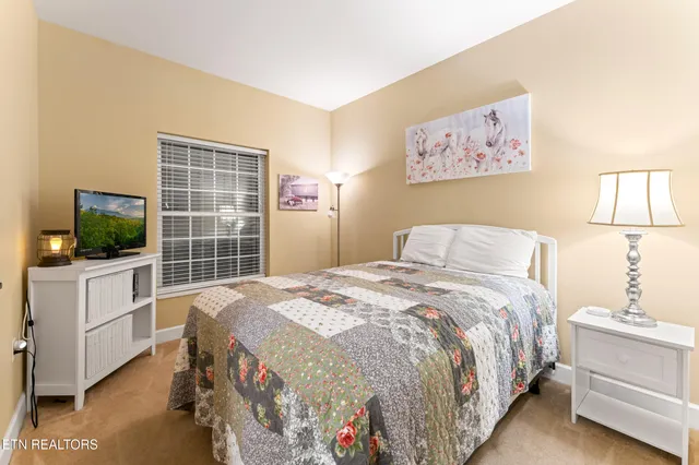 $369,900 | 527 River Pl Way, Unit 516, Sevierville, TN 37862