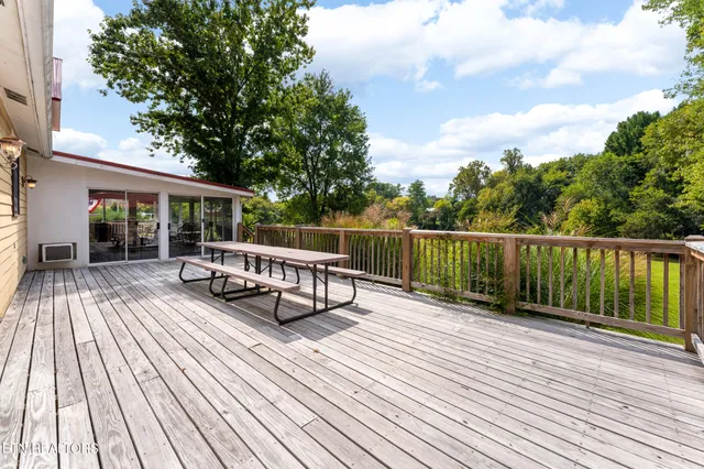 $369,900 | 527 River Pl Way, Unit 516, Sevierville, TN 37862