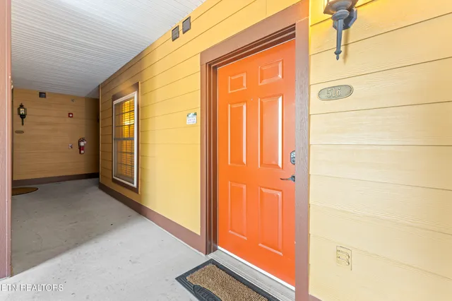 $369,900 | 527 River Pl Way, Unit 516, Sevierville, TN 37862