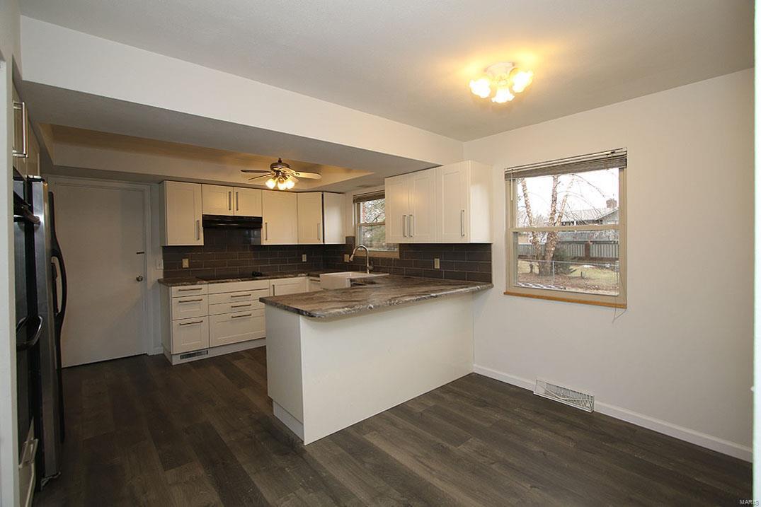 807 Reiss Road O'Fallon, IL 62269 - Photo 14 of 41 Gallery Image 14