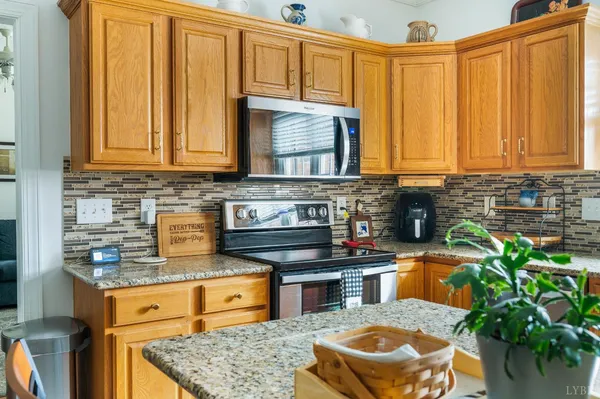 $375,000 | 1233 Doulton Circle, Lynchburg, VA 24503