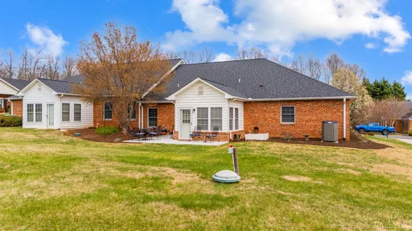 $375,000 | 1233 Doulton Circle, Lynchburg, VA 24503