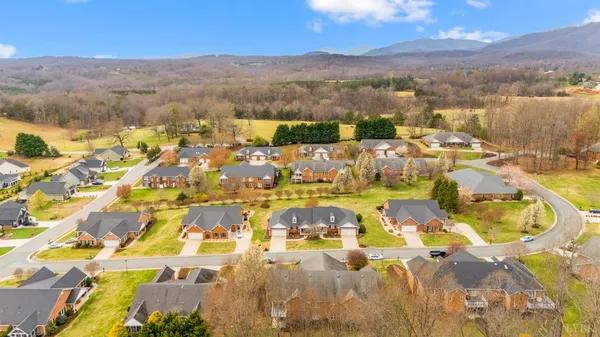 $375,000 | 1233 Doulton Circle, Lynchburg, VA 24503