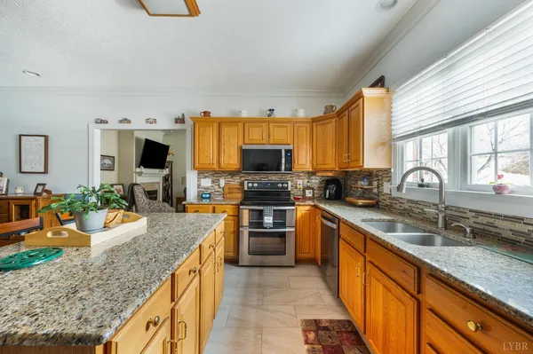 $375,000 | 1233 Doulton Circle, Lynchburg, VA 24503