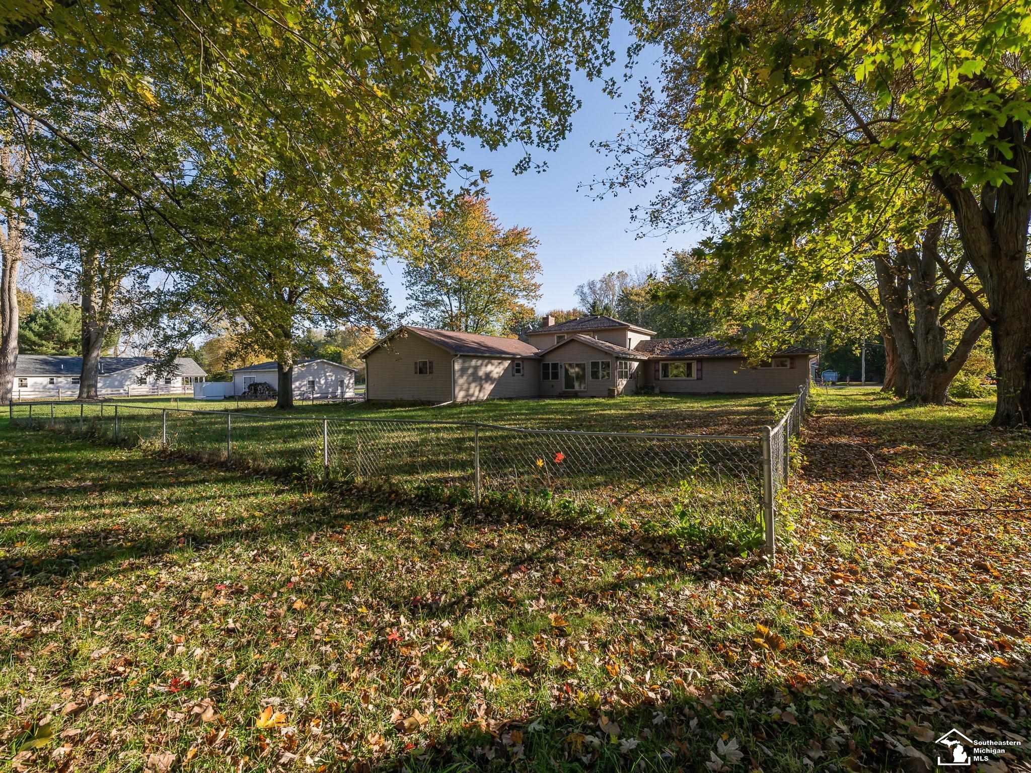 10711 Douglas Road Temperance, MI 48182 - Photo 39 of 41 50192182-f7725498-1db5-42e1-976f-cff9bf6c7ca1.JPG