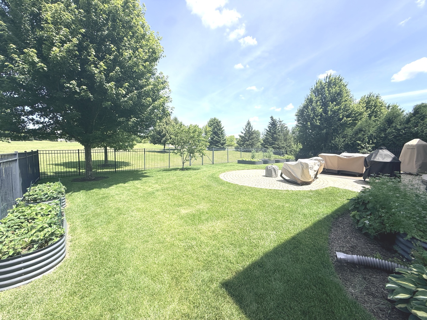 327 Shelbourne Road Volo, IL 60073 - Photo 29 of 43