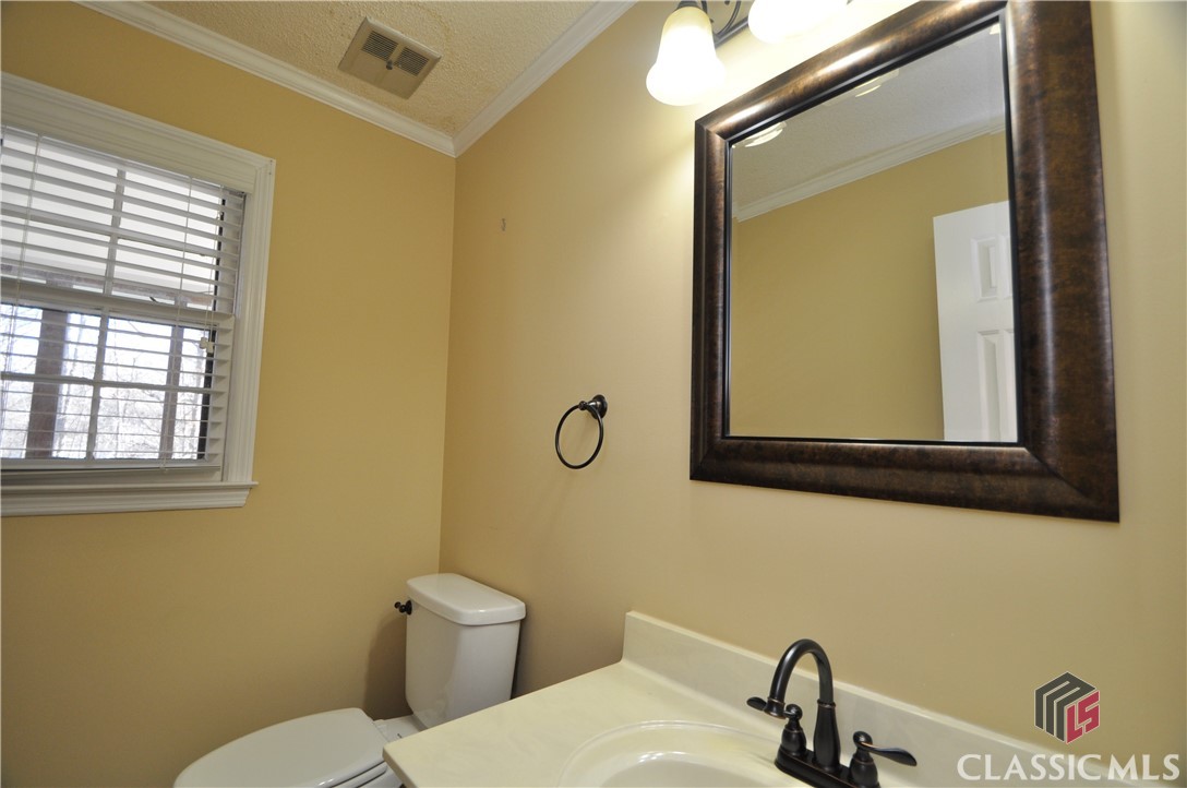 352 Chesterfield Road Bogart, GA 30622 - Photo 18 of 41