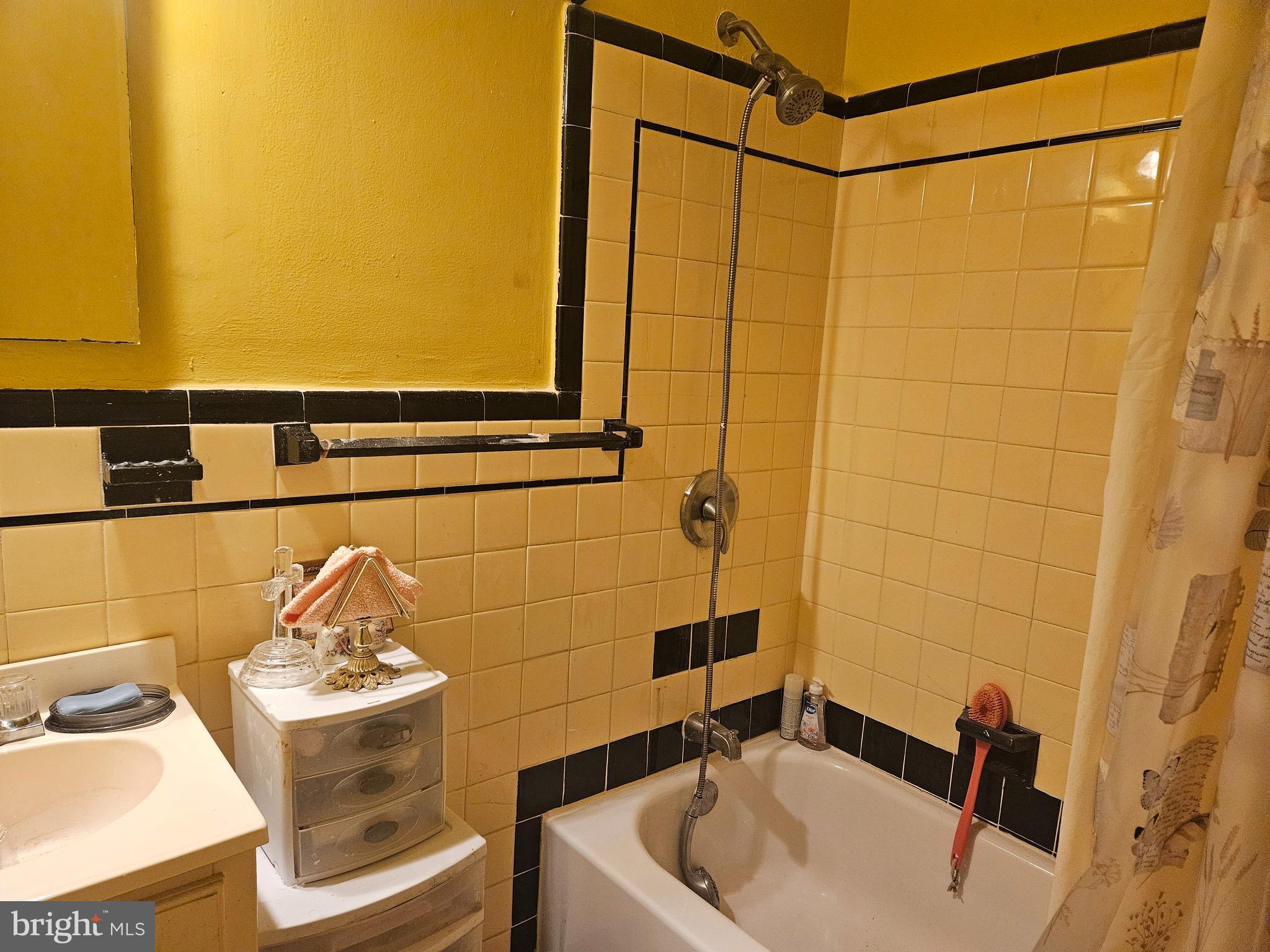3959 R Street Southeast Washington, DC 20020 - Photo 10 of 12 Gallery Image 10
