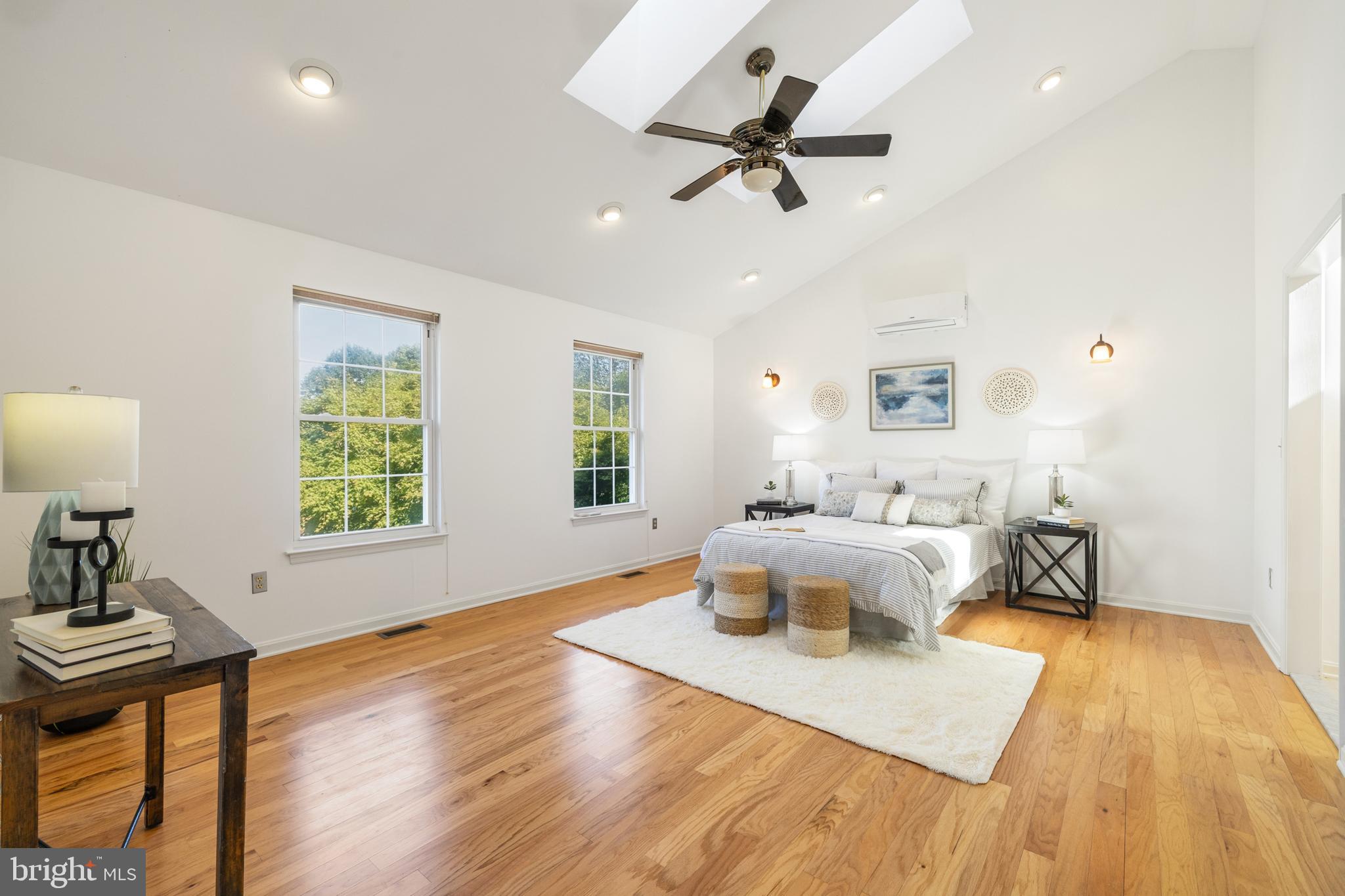 1469 Pleasant Lake Road Annapolis, MD 21409 - Photo 22 of 68 Primary Room