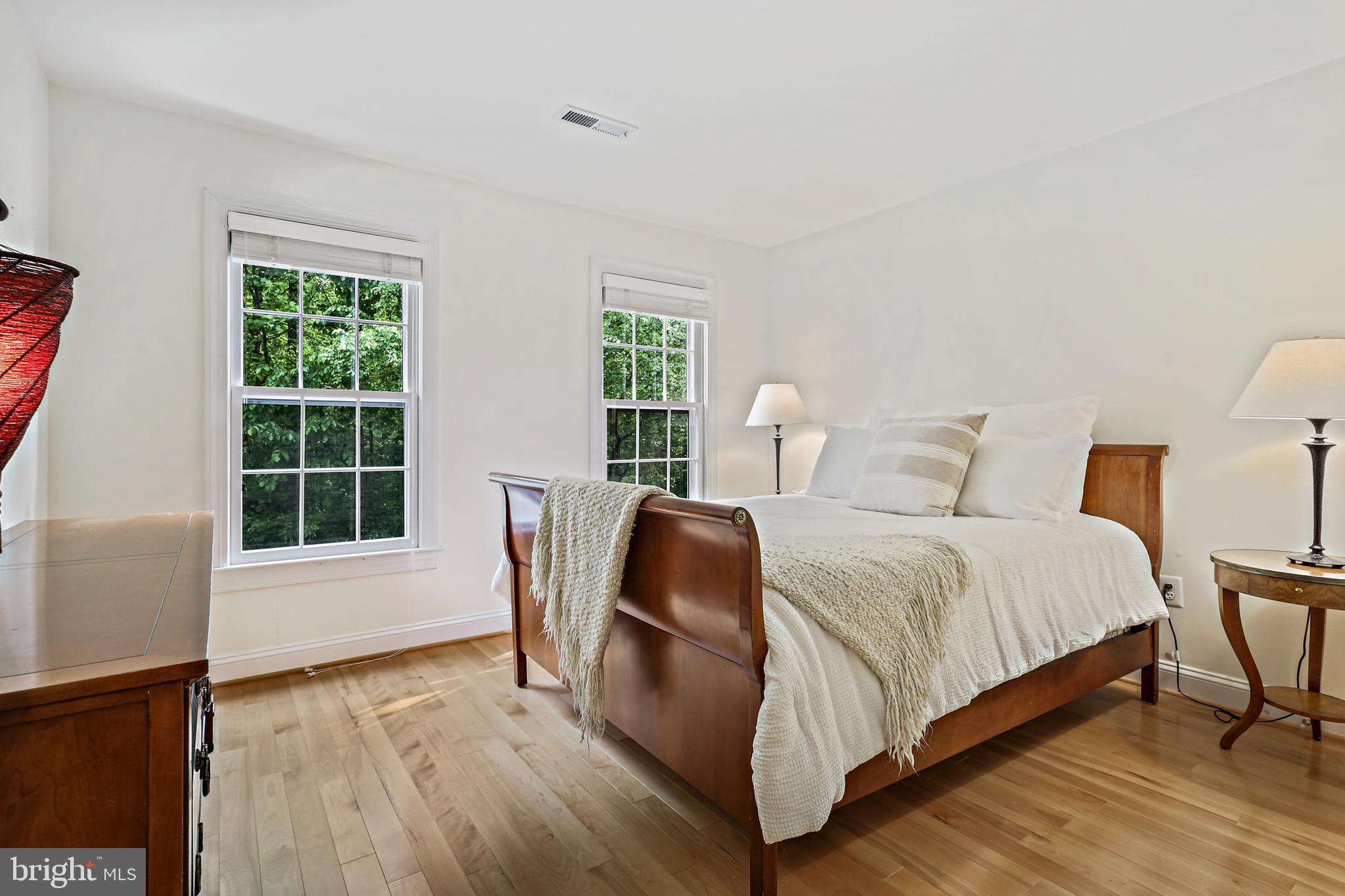 11406 Towering Oak Way Reston, VA 20194 - Photo 34 of 53 Back bedroom (#2) with hardwood floors