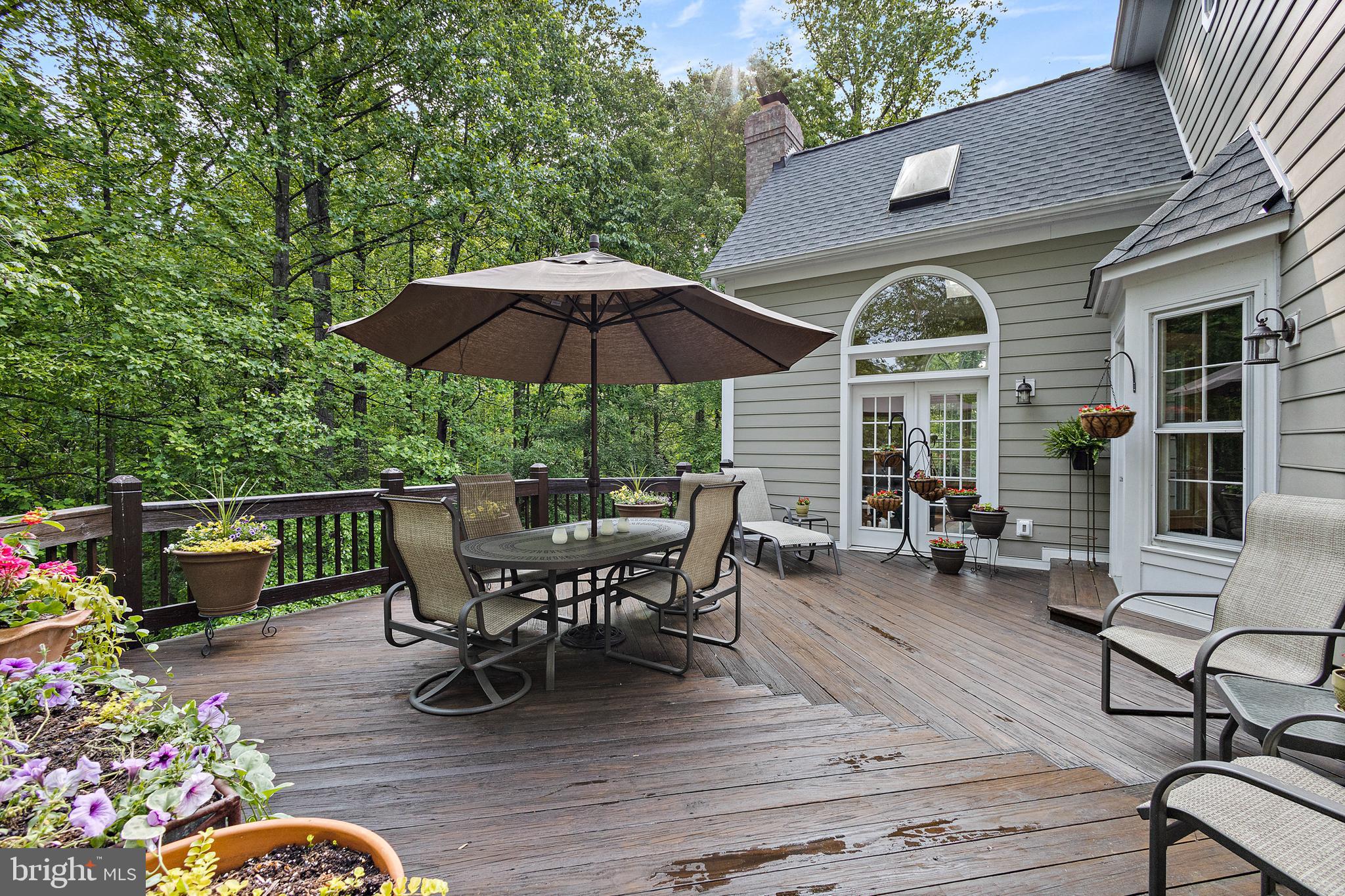 11406 Towering Oak Way Reston, VA 20194 - Photo 46 of 53 Perfect space for entertaining!