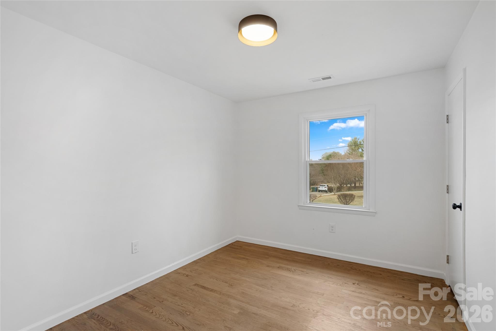 7 Browndale Road Asheville, NC 28805 - Photo 10 of 26 Gallery Image 10
