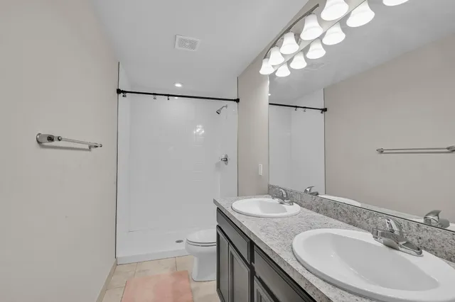 $2,300 | 3351 Liberty Square Way, Fort Pierce, FL 34982