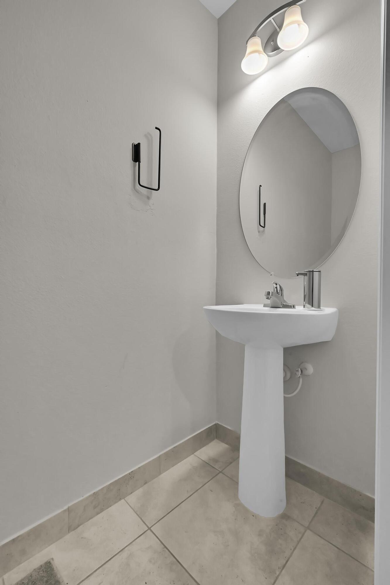 3351 Liberty Square Way Fort Pierce, FL 34982 - Photo 9 of 27 Z63_8008