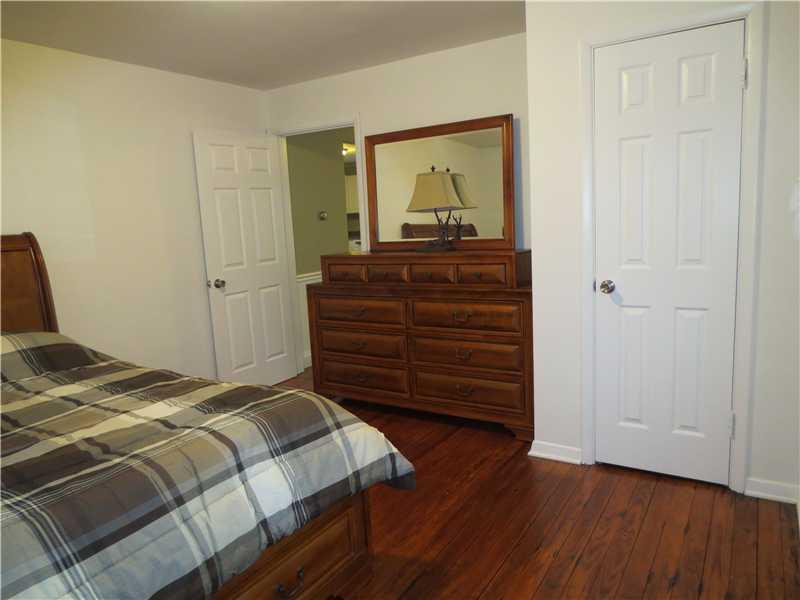 432 Freeport Road Freeport, PA 16229 - Photo 9 of 18 Master Bedroom.