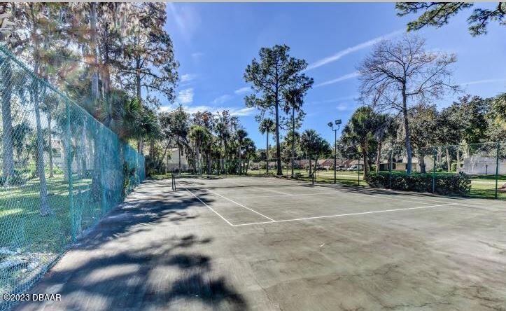 1600 Big Tree Road, Unit H1 Daytona Beach, FL 32119 - Photo 5 of 23 1600 Big Tree Pix 3