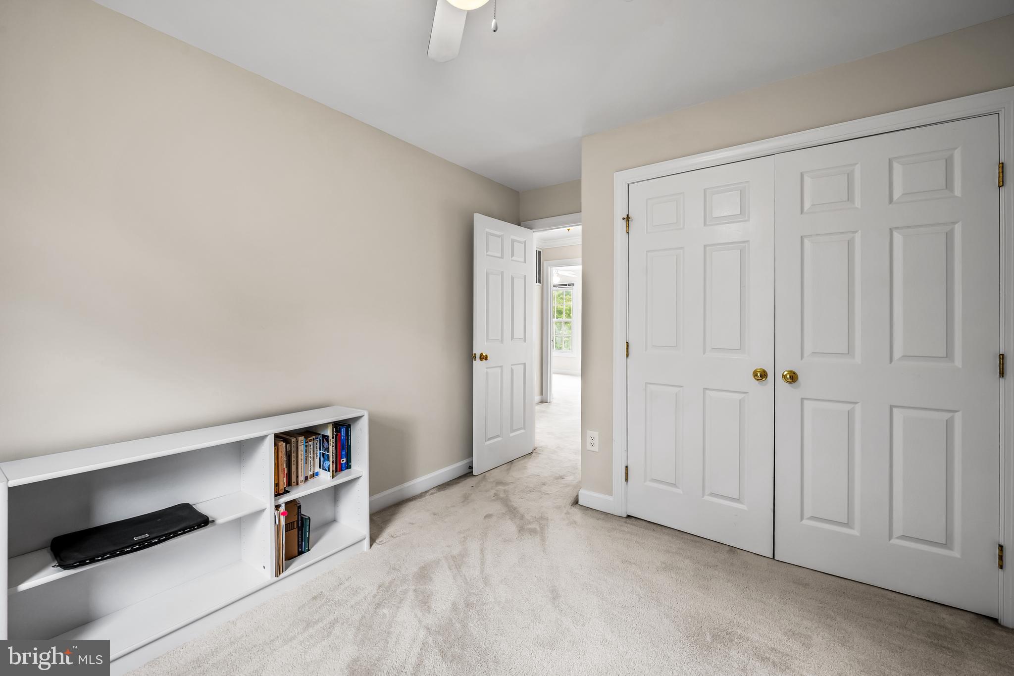 8315 Saddle Ridge Terrace Ellicott City, MD 21043 - Photo 34 of 62 an empty room with closet