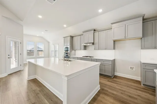 $434,990 | 7717 Sheaves Trail, Joshua, TX 76058