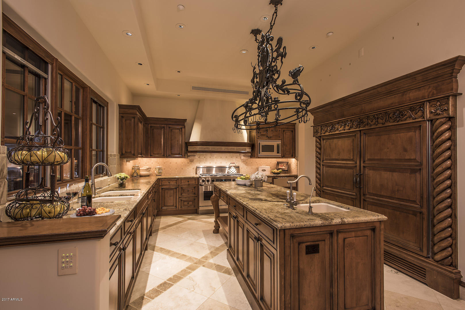 5501 East Roadrunner Road Paradise Valley, AZ 85253 - Photo 11 of 43 Kitchen