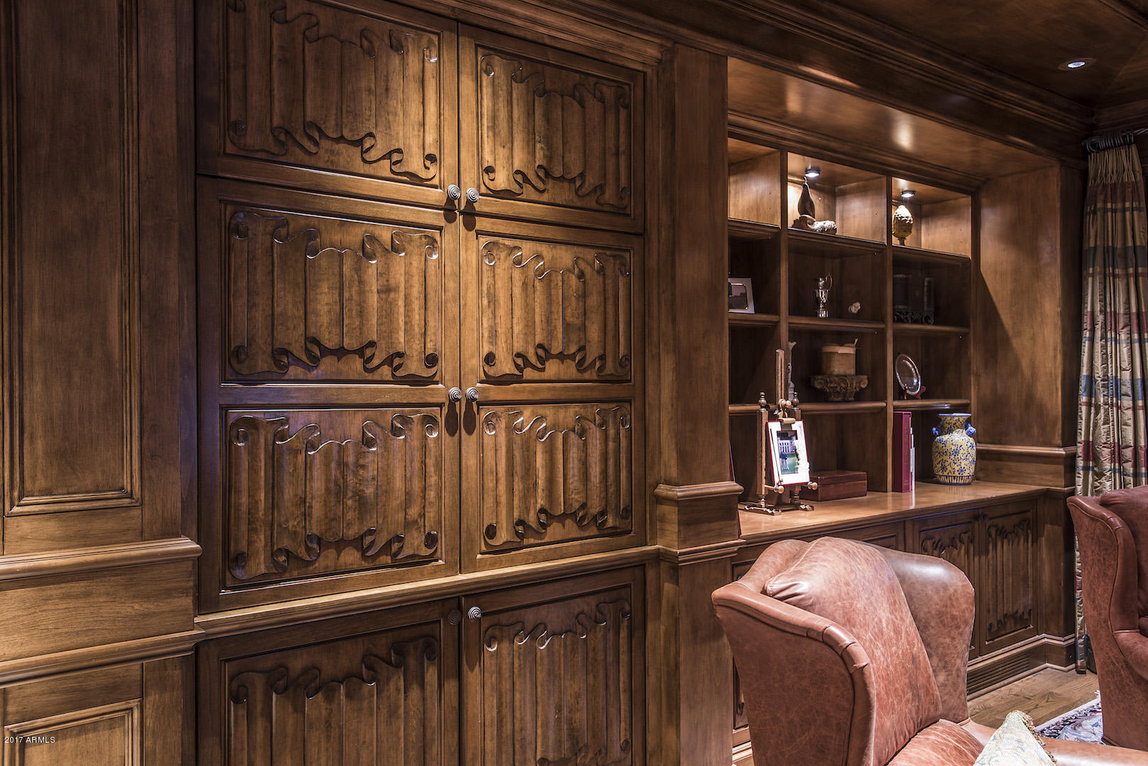 5501 East Roadrunner Road Paradise Valley, AZ 85253 - Photo 24 of 43 Linen wood detail