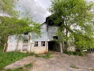 286 Fosterville Road Bell Buckle, TN 37020 - Photo 8 of 44 Gallery Image 8