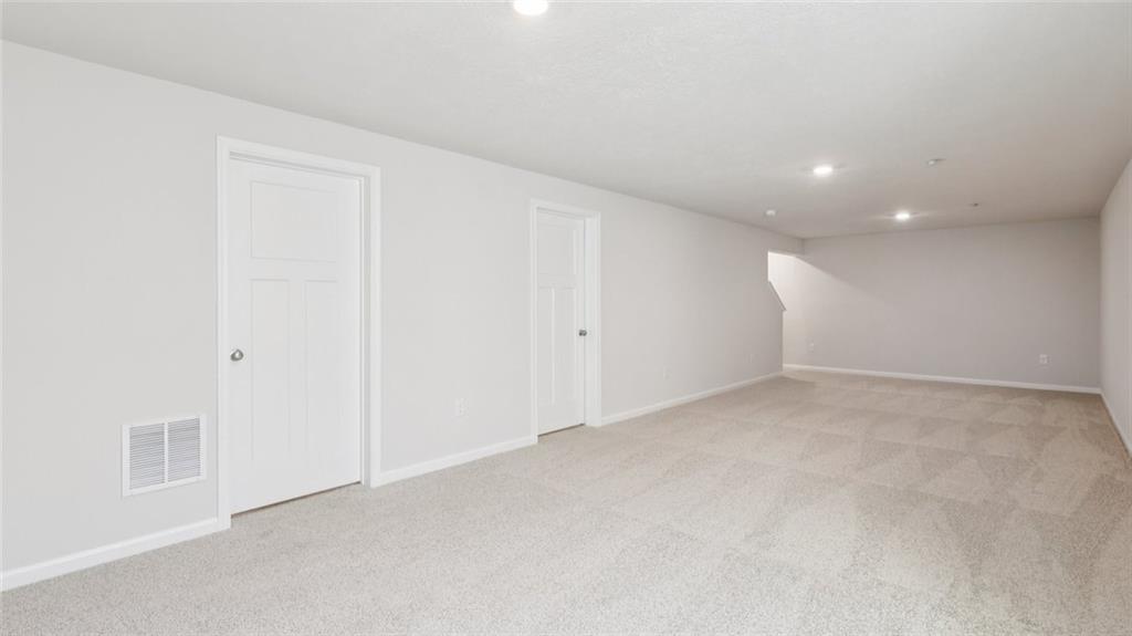 1081 Peachtree Road Carnegie, PA 15106 - Photo 23 of 27