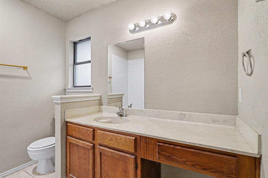 2608 Green Ridge Street Fort Worth, TX 76133 - Photo 21 of 25