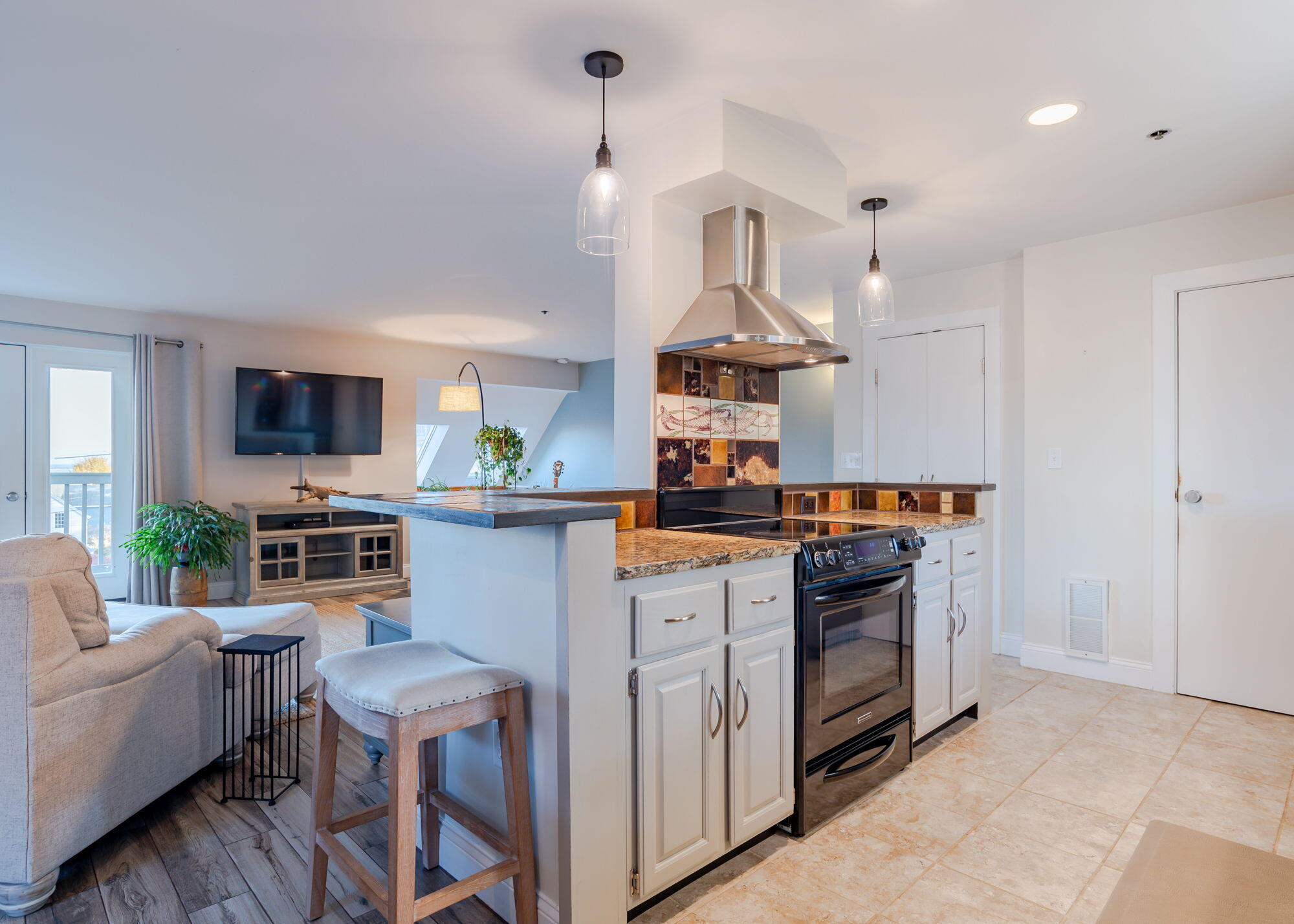 149 Fort Road, Unit 4 South Portland, ME 04106 - Photo 10 of 42 149FortRd-SouthPortland-06