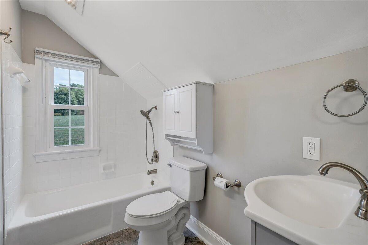 1043 Glebe Road Daleville, VA 24083 - Photo 24 of 56 23-MIB05316