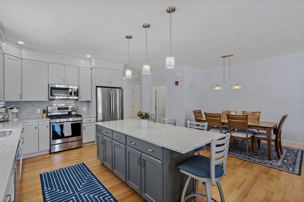 6 Chickadee Way, Unit 23 Upton, MA 01568 - Photo 11 of 40