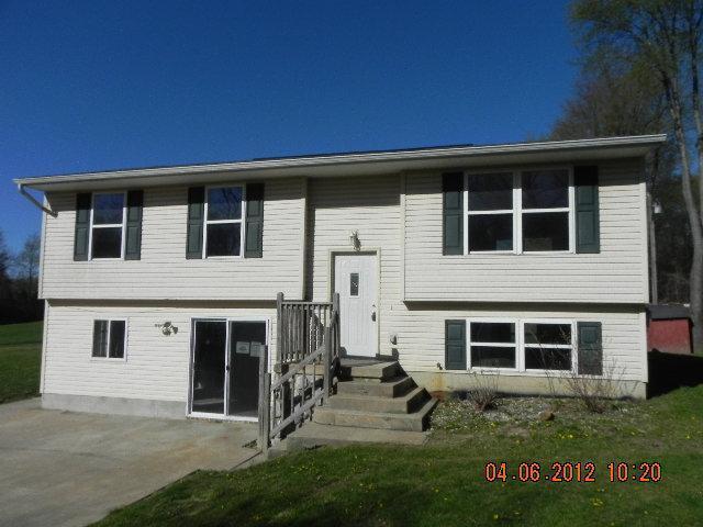 23205 Struwin Road Battle Creek, MI 49017 - Photo 1 of 10 Primary Photo