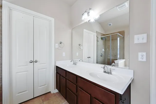 $1,800 | 237 Strawberry Blonde Drive, Buda, TX 78610