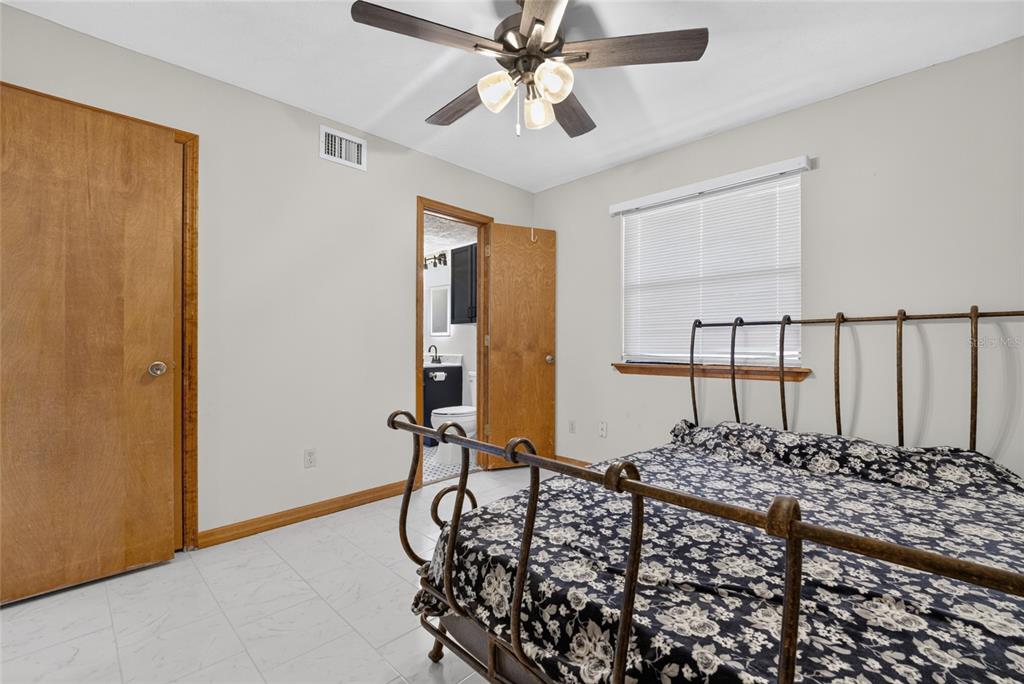 273 Neal Road Hawthorne, FL 32640 - Photo 21 of 32