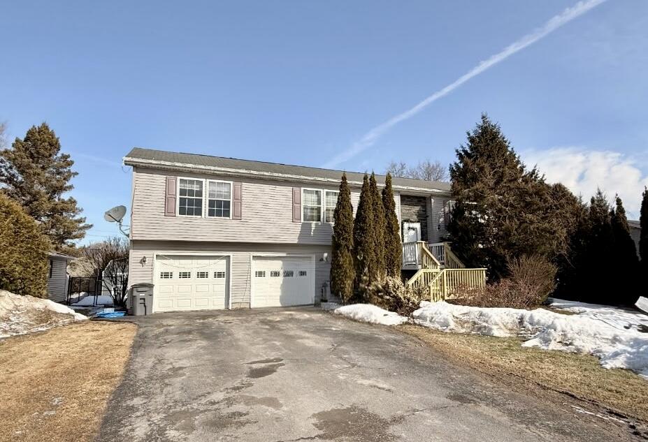 12 Columbus Drive Rouses Point, NY 12979 - Photo 1 of 24 Gallery Image 1