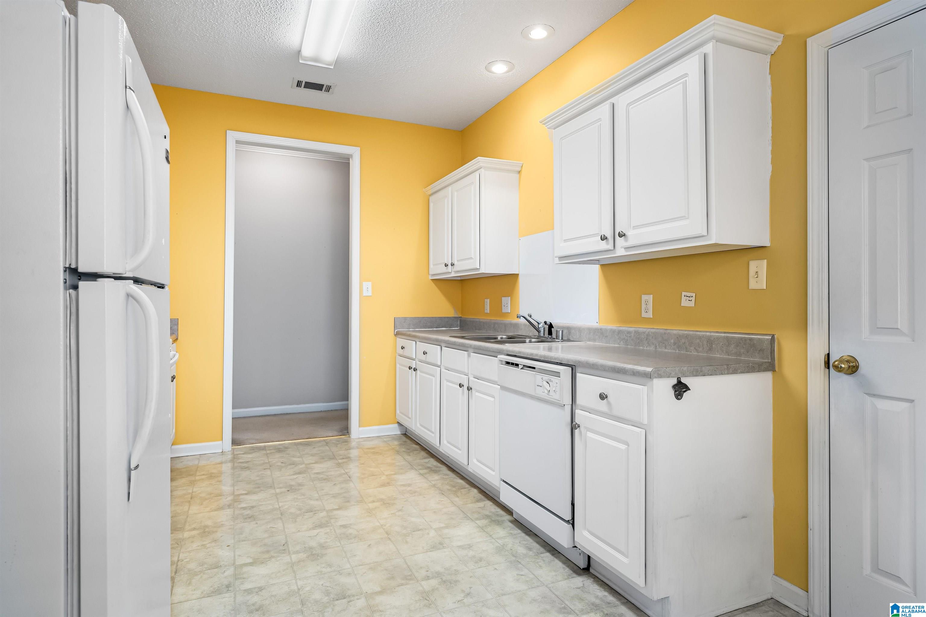 1821 Bristol Road Leeds, AL 35094 - Photo 11 of 25