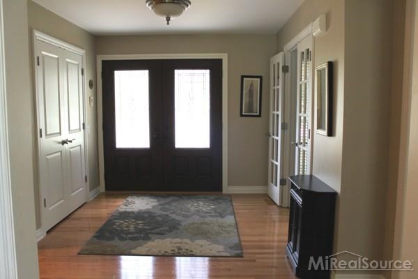 2965 Leyton Court Rochester Hills, MI 48306 - Photo 2 of 21
