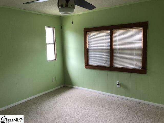 8649 Valley Falls Road Boiling Springs, SC 29316 - Photo 14 of 29 Gallery Image 14