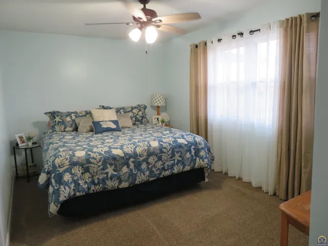 $350,000 | 208 Sunflower, Ozawkie, KS 66070